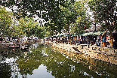 《007：曙光》故事并非正典 脸模是年轻版Dexter